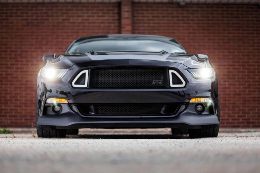  Ford Mustang RTR 2015 года  (фото 3 из 15)